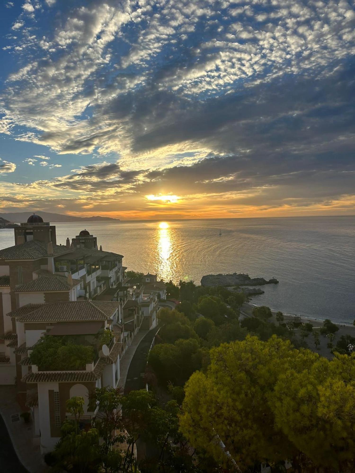 Jardines De Adnania En Marina Del Este Con Vista Al Mar Ada La Herradura  Exteriör bild