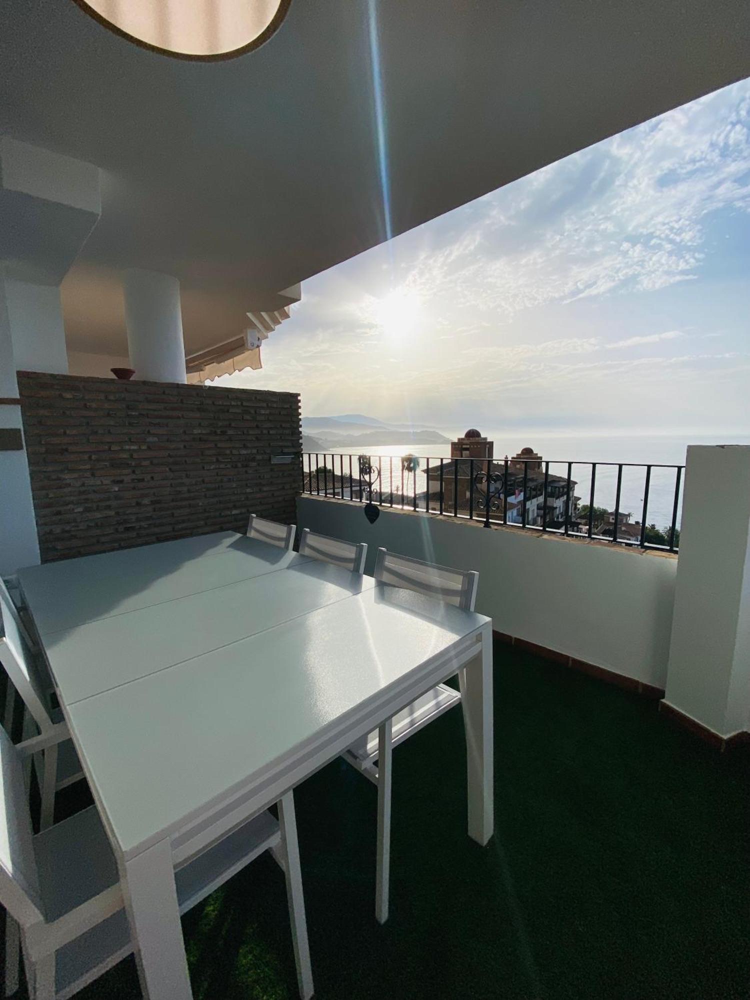 Jardines De Adnania En Marina Del Este Con Vista Al Mar Ada La Herradura  Exteriör bild