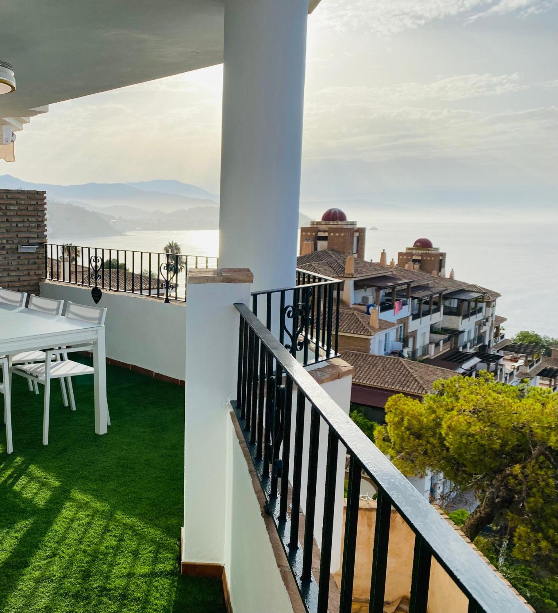 Jardines De Adnania En Marina Del Este Con Vista Al Mar Ada La Herradura  Exteriör bild